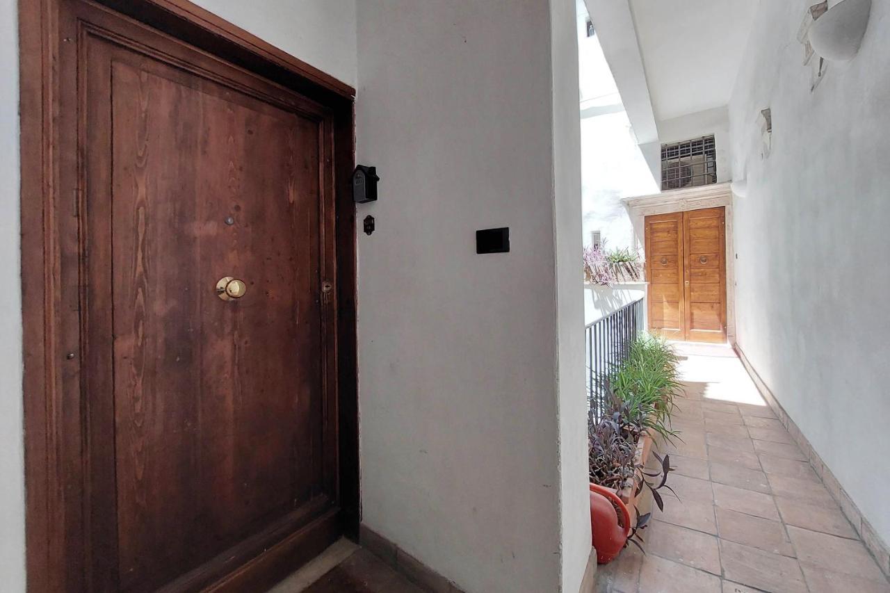 Campo De' Fiori Cute Apartment Roma Ngoại thất bức ảnh