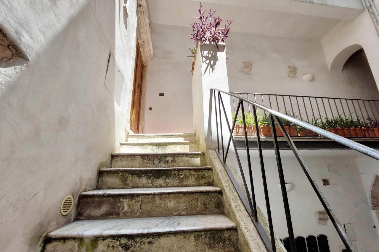 Campo De' Fiori Cute Apartment Roma Ngoại thất bức ảnh
